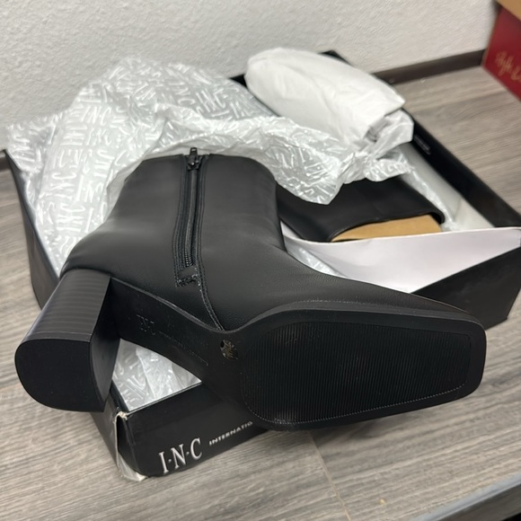 I.N.C. International Concepts Women's Block-Heel Booties - Picture 3 of 7